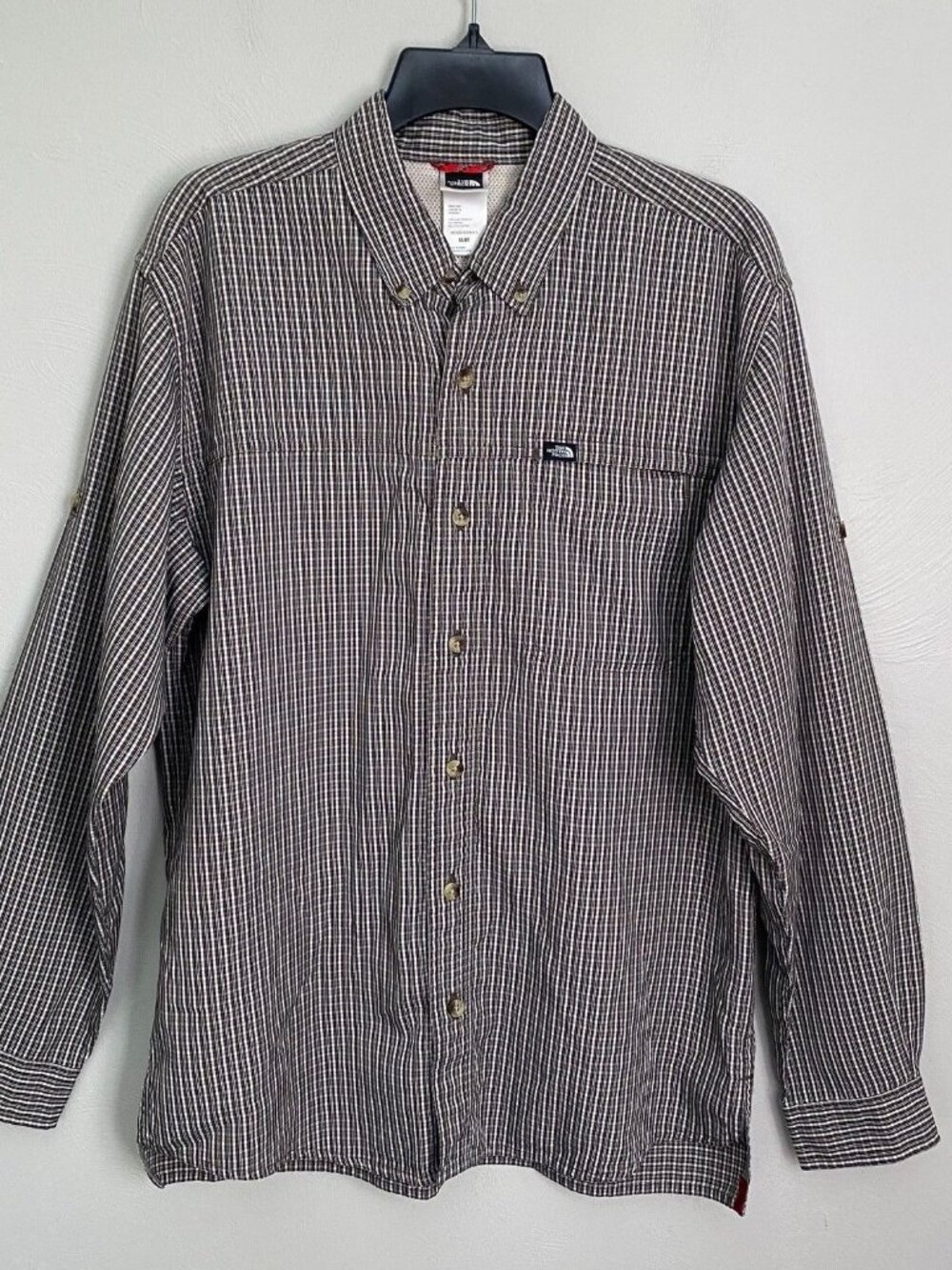The NOrth Face Neutral checked Button Down shirts size Medium Cuffed Sleeves
